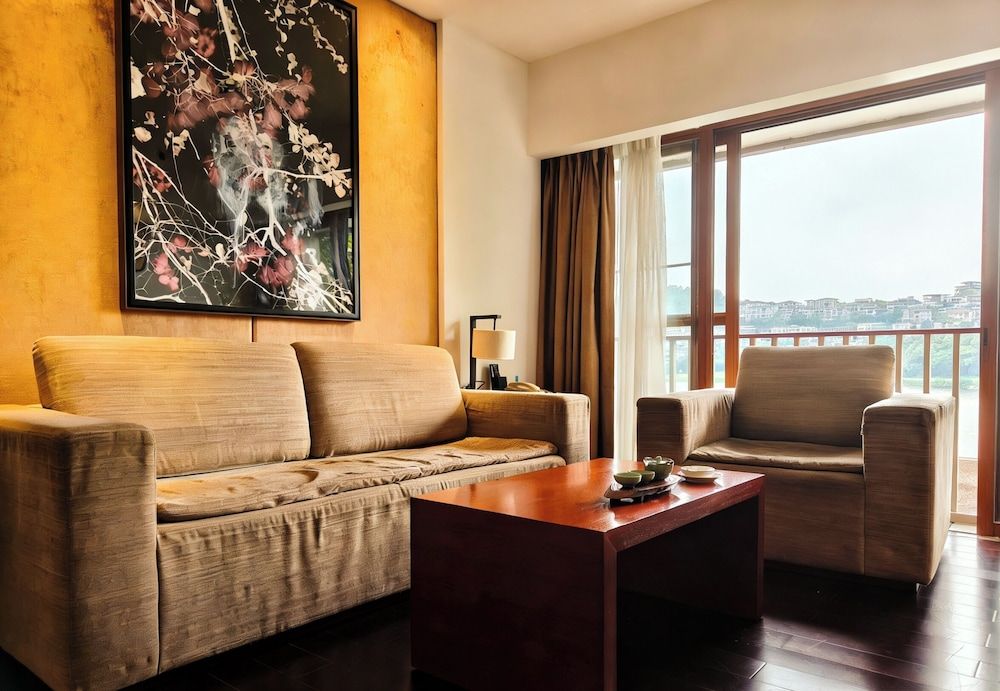 undefined Baiyun Lakeside Hotel 6