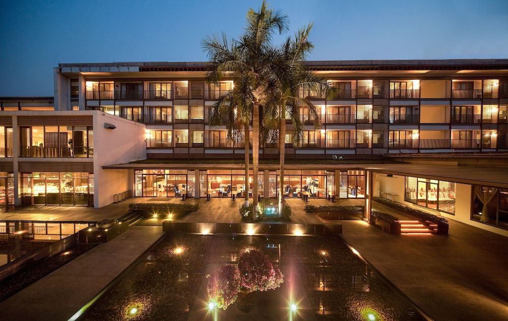 undefined Baiyun Lakeside Hotel