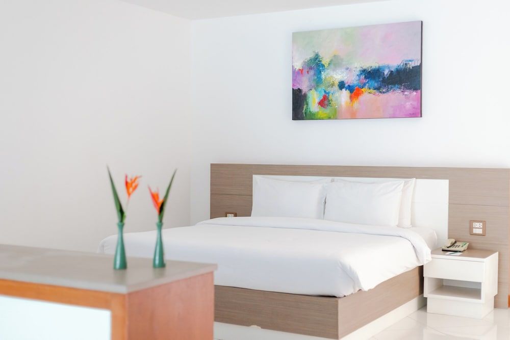 Pinnacle Grand Jomtien Resort and Beach Club Family Garden View - 1 King and Bunk Bed 2