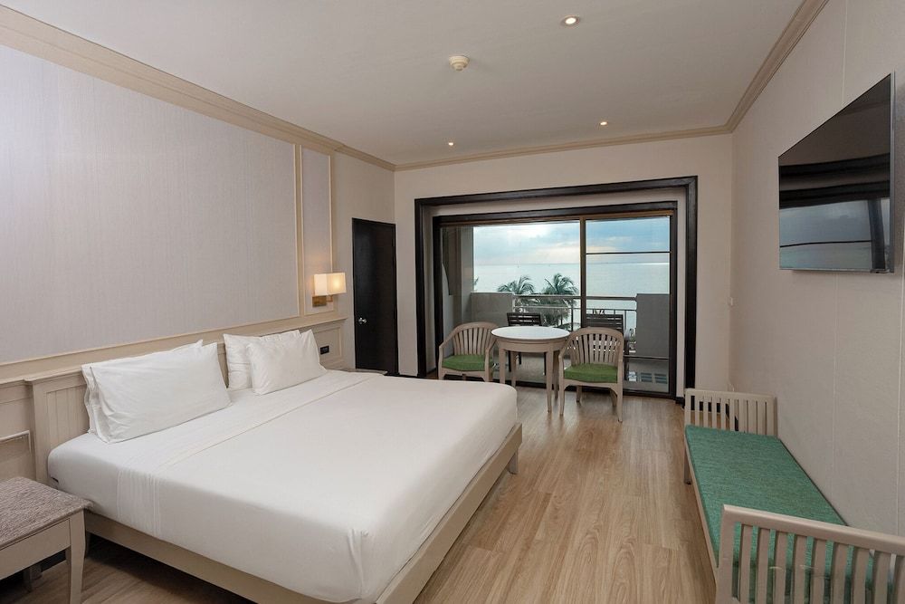 Deluxe Studio Sea View - King