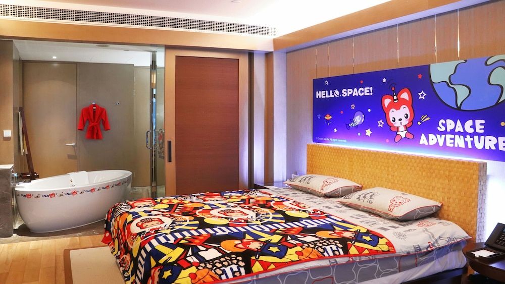 Classic Room, Multiple Beds (Kids Theme)