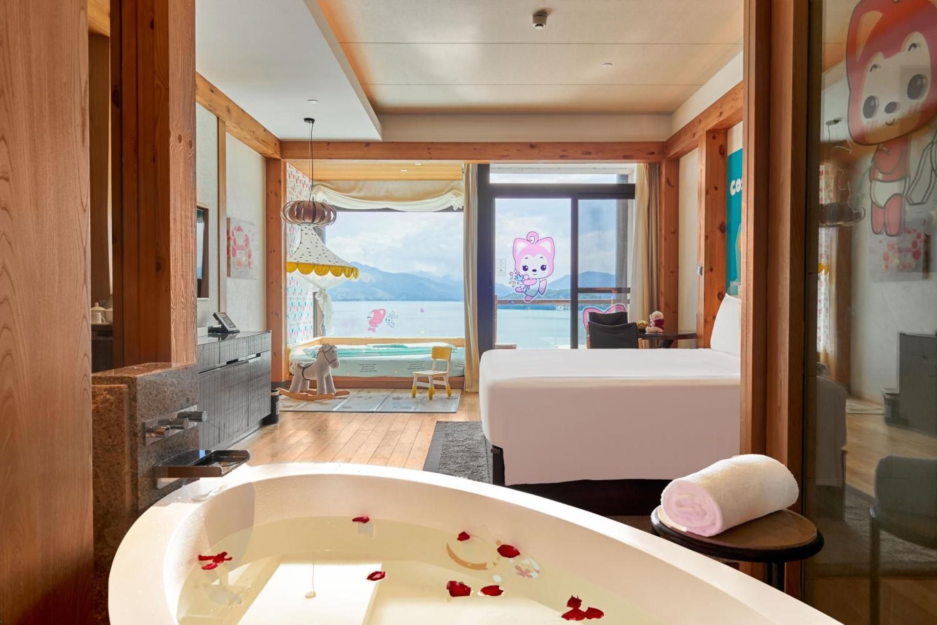 1 King and 1 Single Premium Kids Theme Lake View