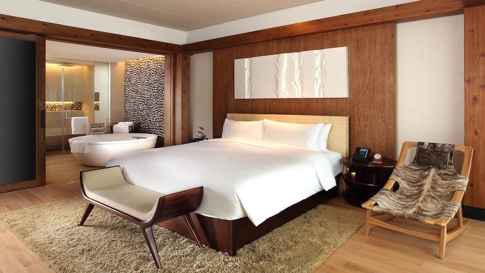 InterContinental One Thousand Island Lake Resort by IHG Classic Room