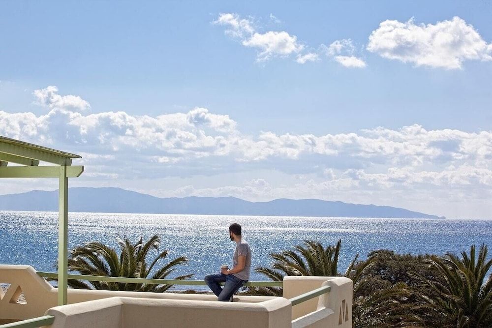 Finikas Sea View Villa With Outdoor Jacuzzi