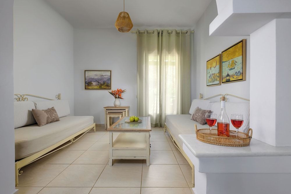 Grande 2 Room Partial Sea View
