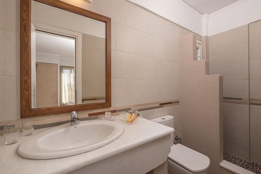 Family Sea View Room