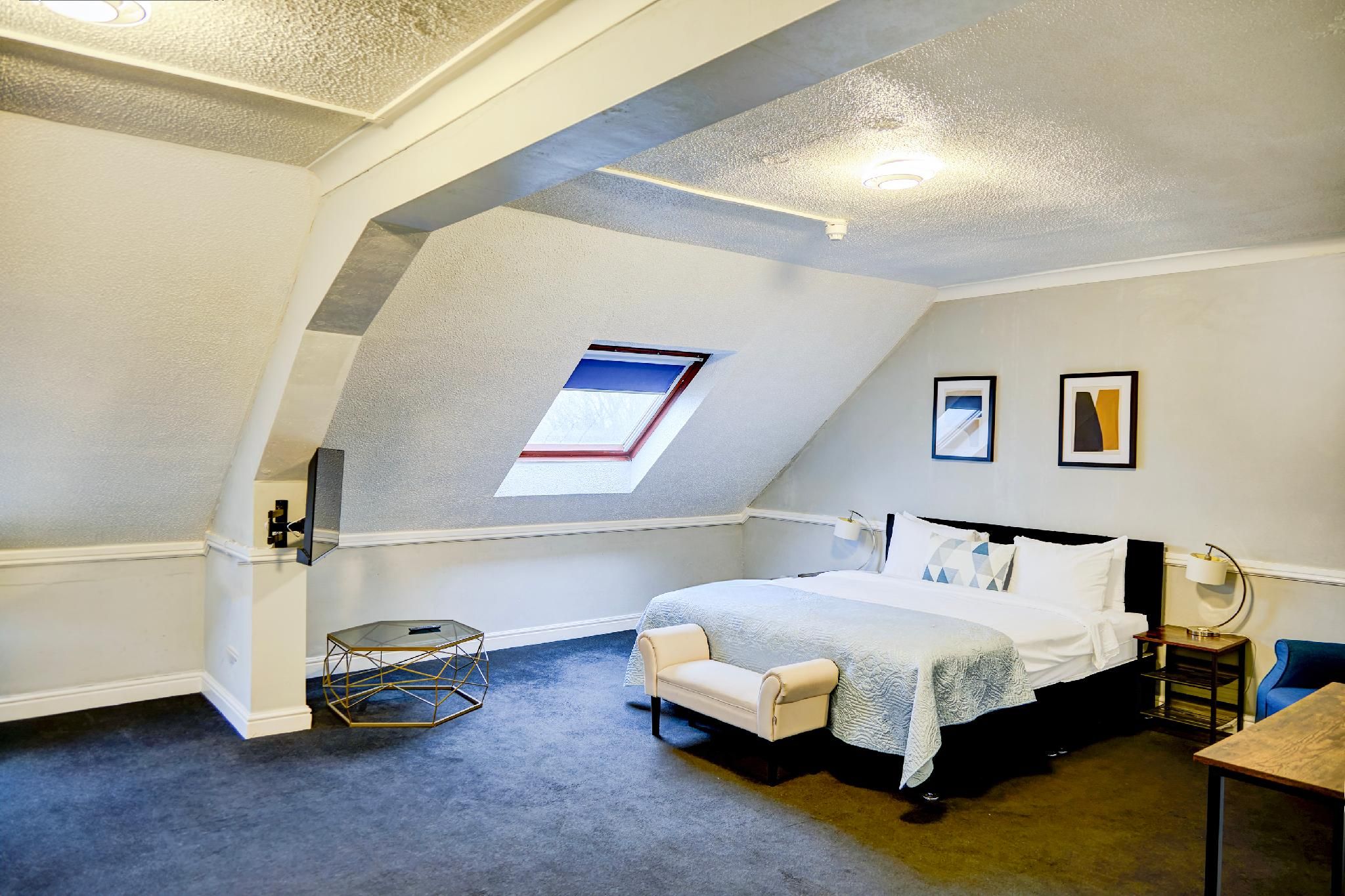 One Bed Room Apartment
