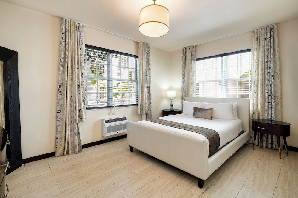 undefined Tradewinds Apartment Hotel 9