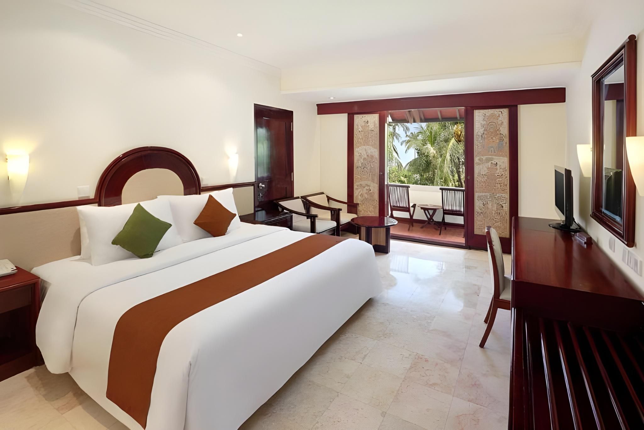 Deluxe Garden Access King Room