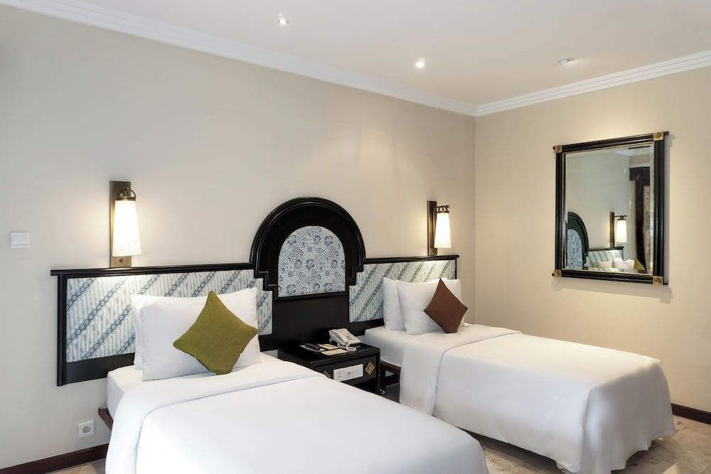 undefined Discovery Kartika Plaza Hotel 10