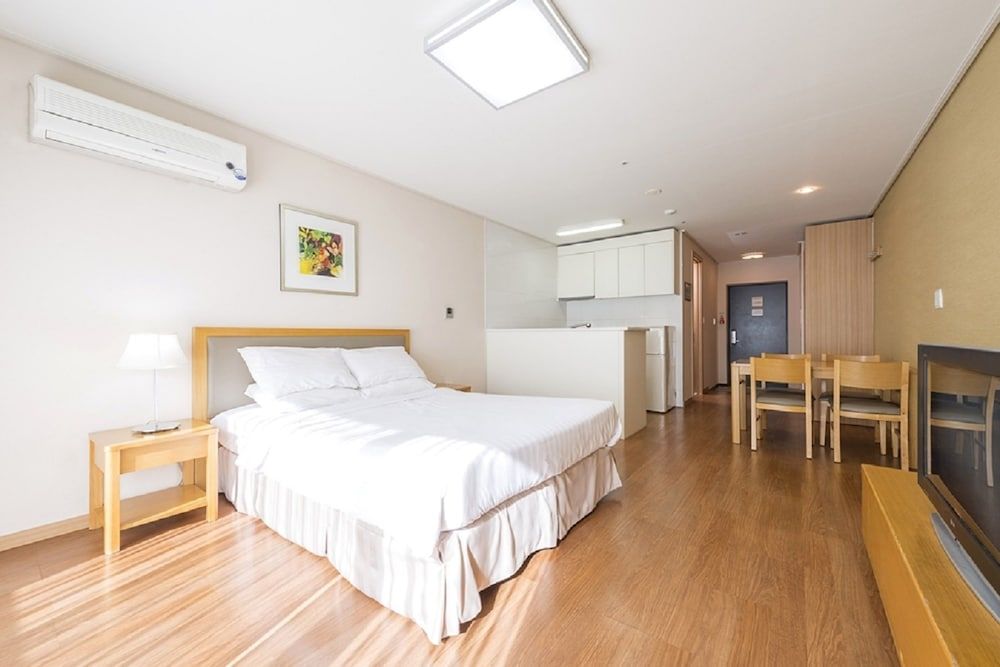 Mayhills Resort Willow (Double/Twin/Ondol assigned upon check-in) 2