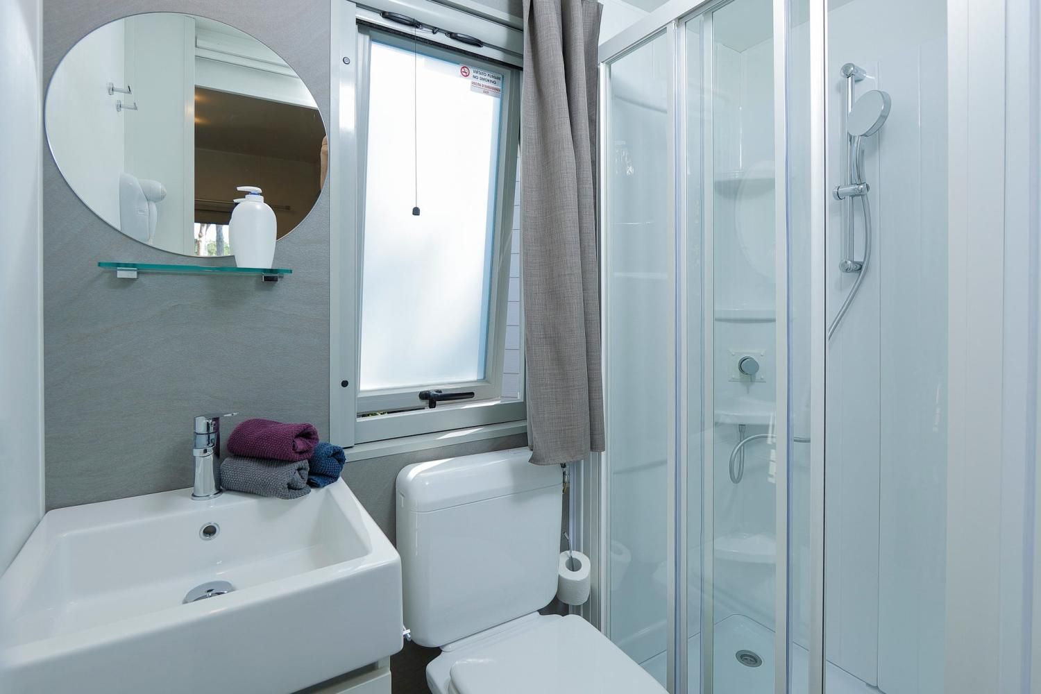 3 Bedroom with 2 Bathroom Apartment