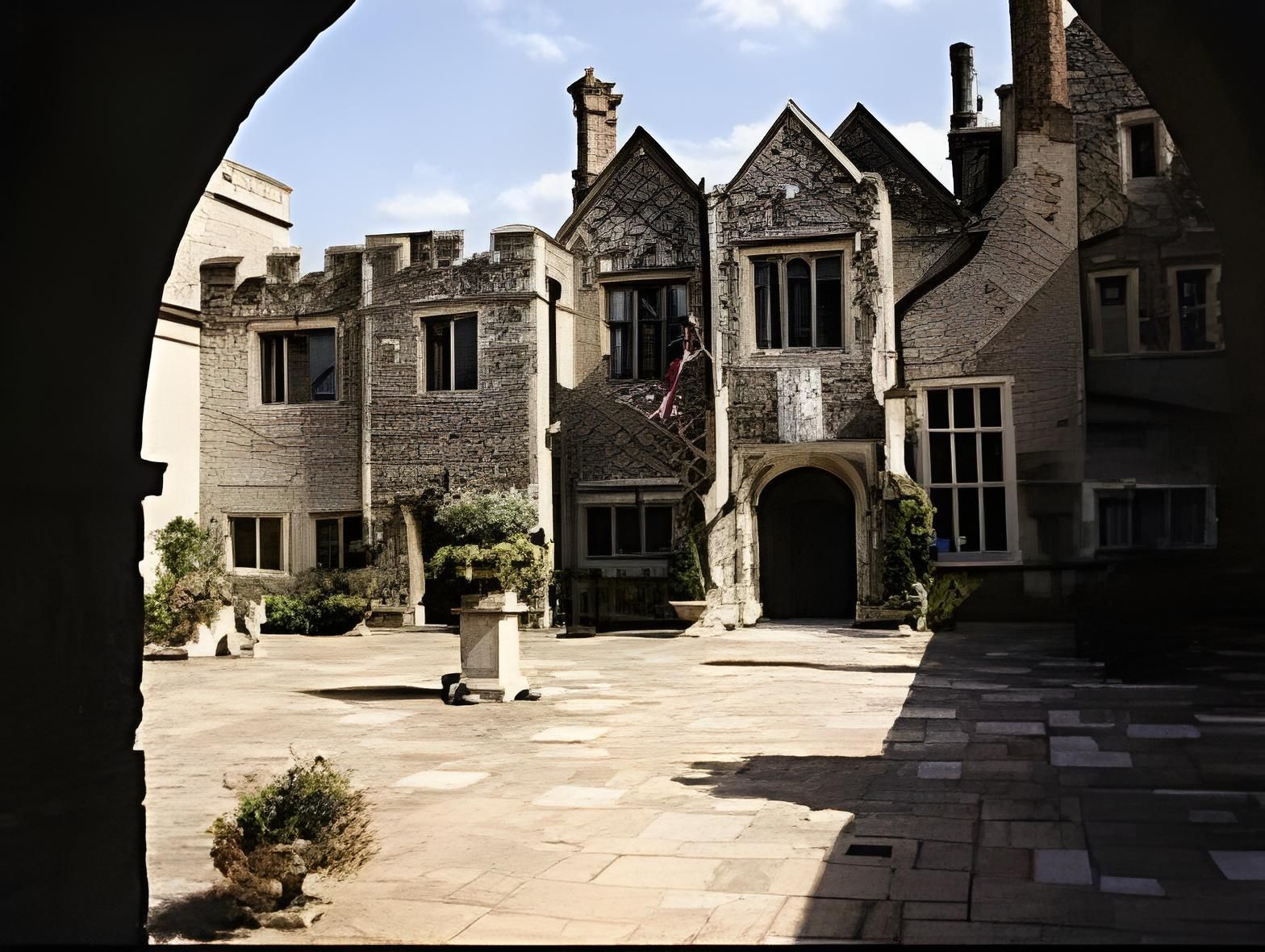 Eastwell Manor, Champneys Hotel & Spa