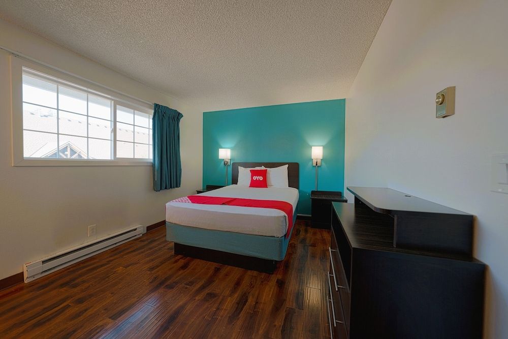 Premium Room, 1 King Bed, Kitchenette
