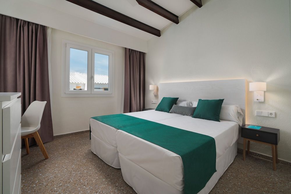 Apartment Frontal Sea View (1 Adult + 1 child)