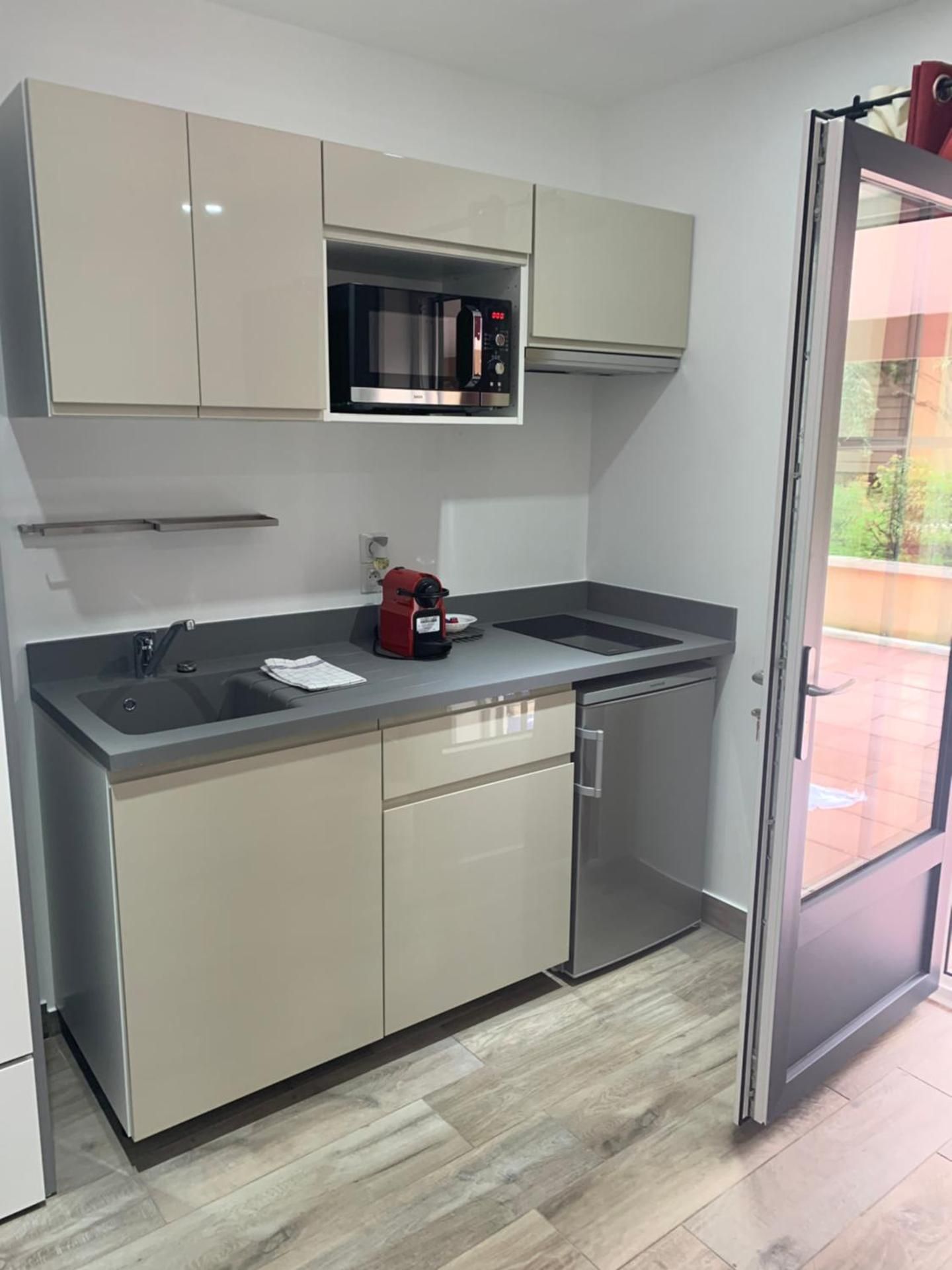 Studio (2 Adults)