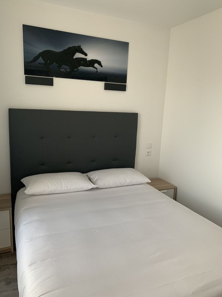 1 Bedroom Superior Apartment (4 persons)