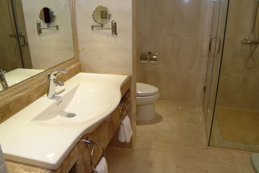Business Suite