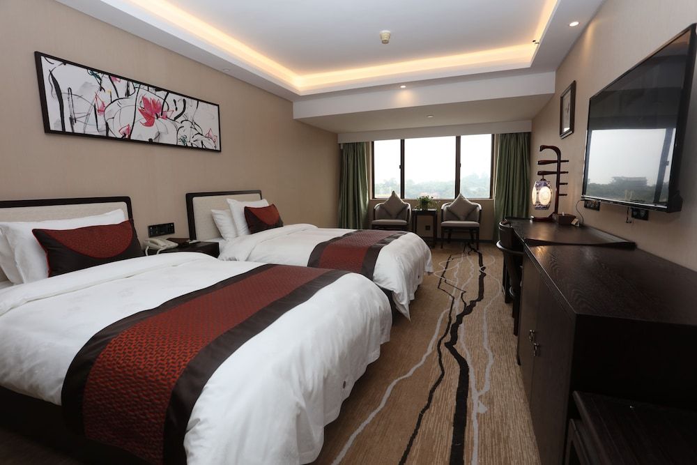 undefined Guangdong Hotel-Free Shuttle & Registration Counter Service during Canton Fair 4
