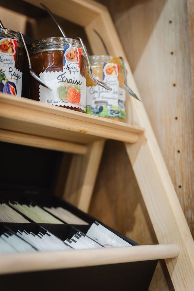 undefined Grand Hotel Dore 4