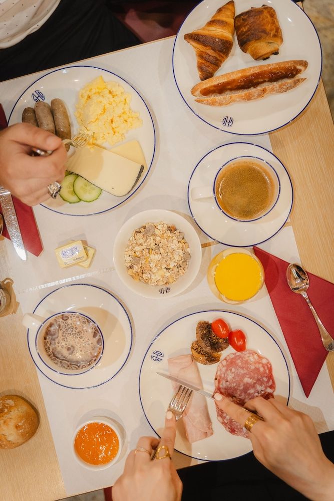 undefined Grand Hotel Dore 6