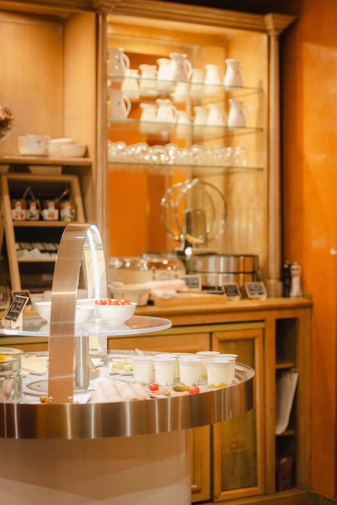 undefined Grand Hotel Dore 5