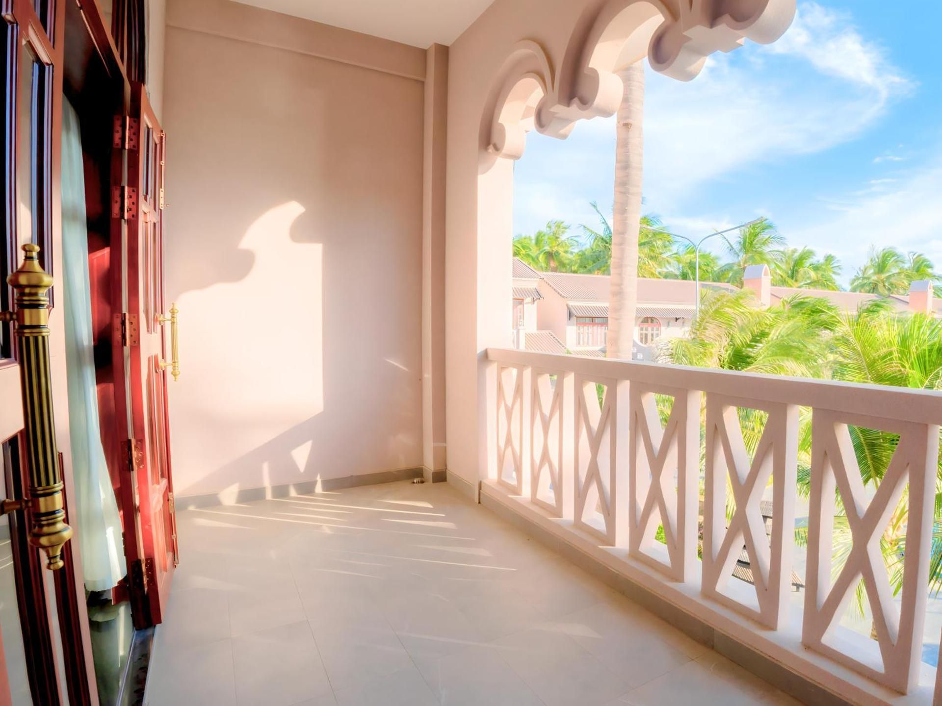 Premium Pool View Double Room