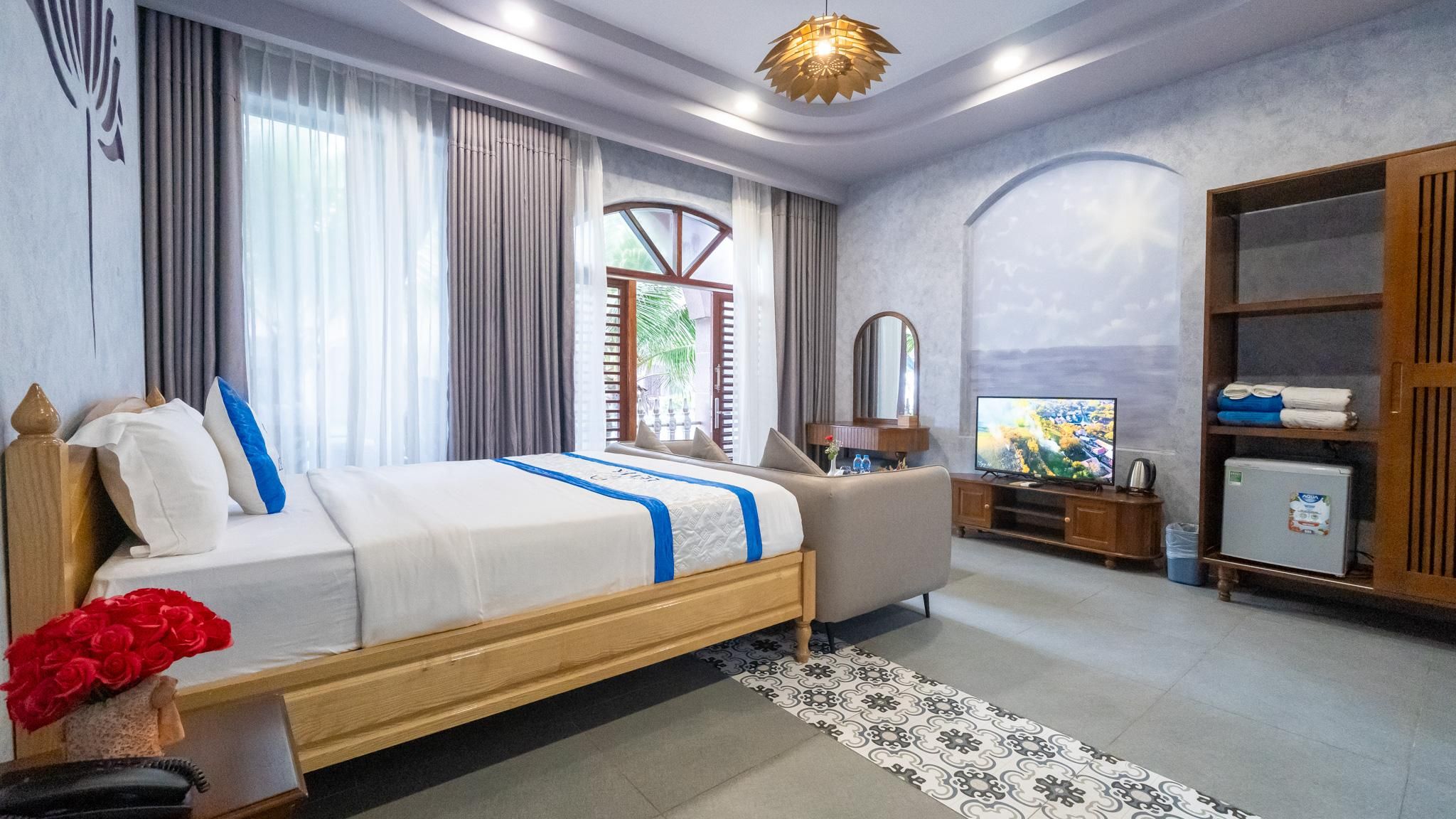 Premium Beachfront Room