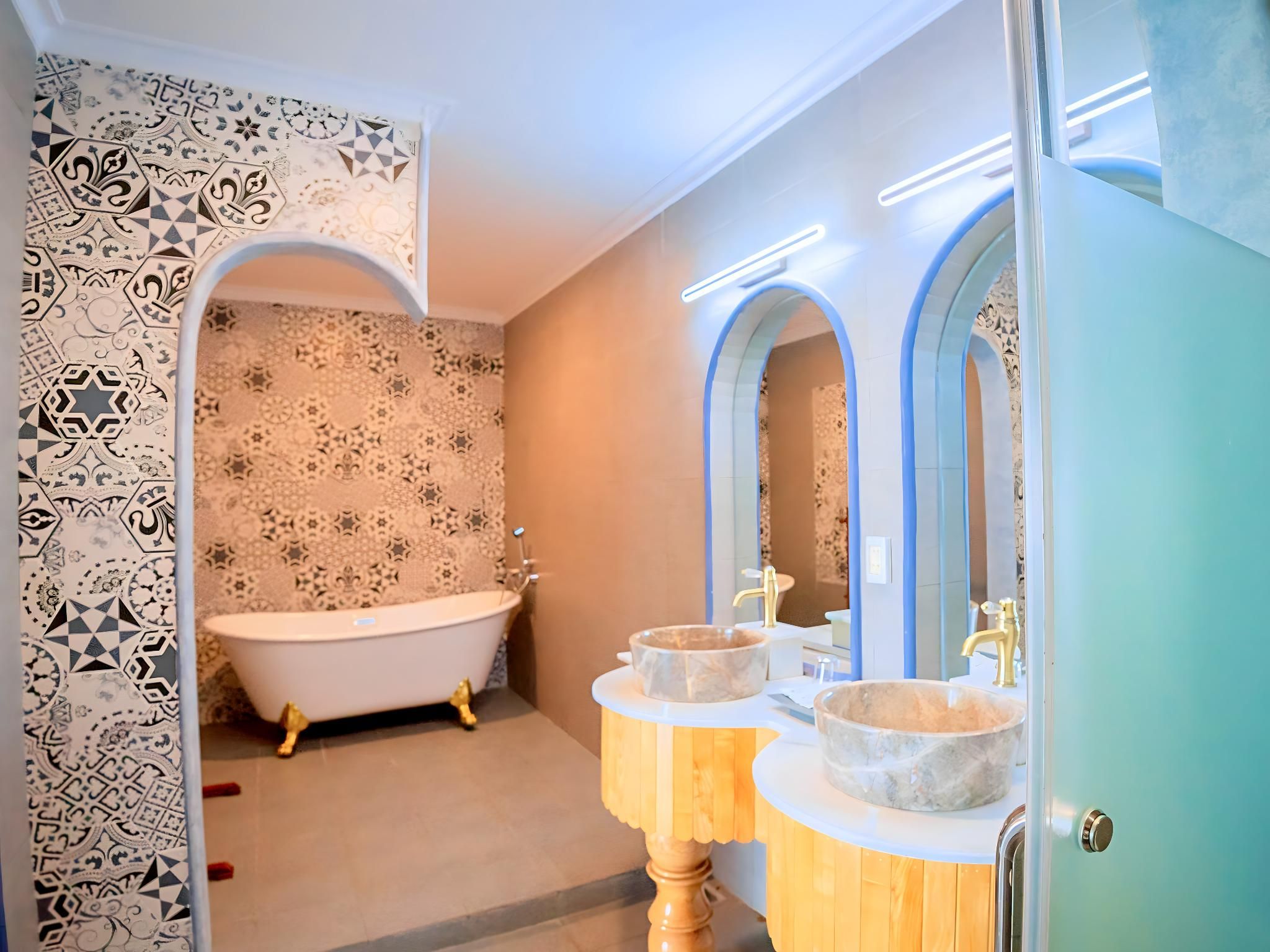 Premium Beachfront Room