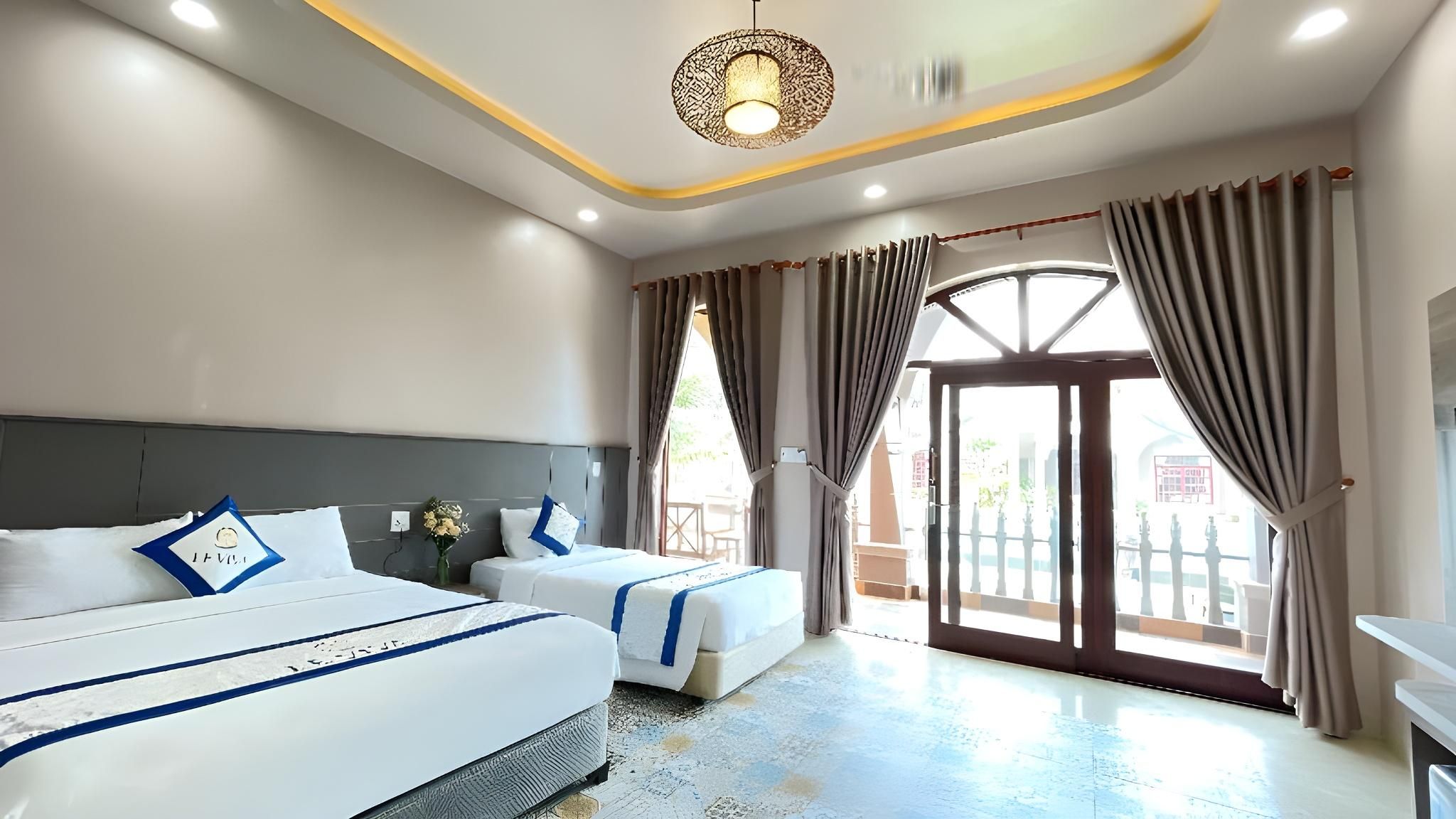 Premium Pool View Triple Room