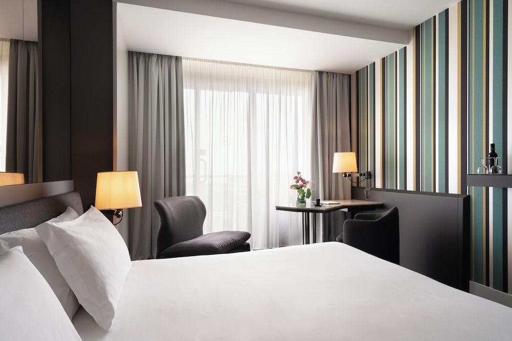 undefined The Nicolaus Hotel 7