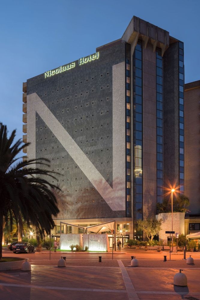 undefined The Nicolaus Hotel