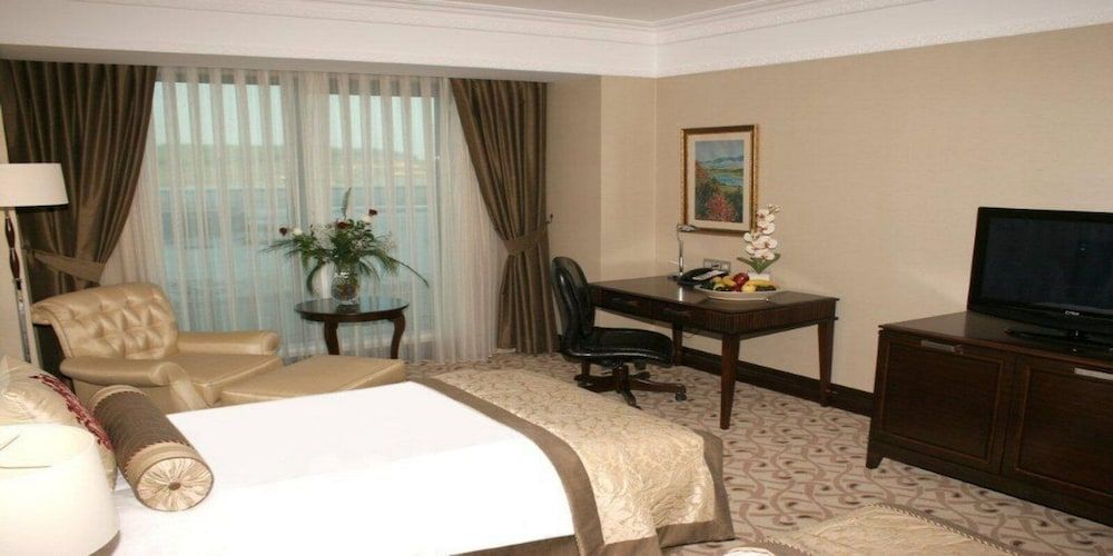 Crowne Plaza Hotel Istanbul - Asia by IHG Standard Room, 2 Twin Beds 3