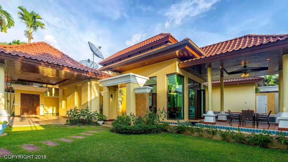 undefined Les Palmares Villas 5