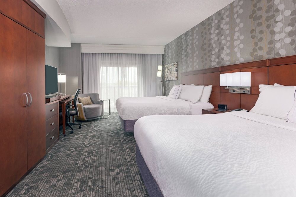 Room, 2 Queen Beds, Non Smoking