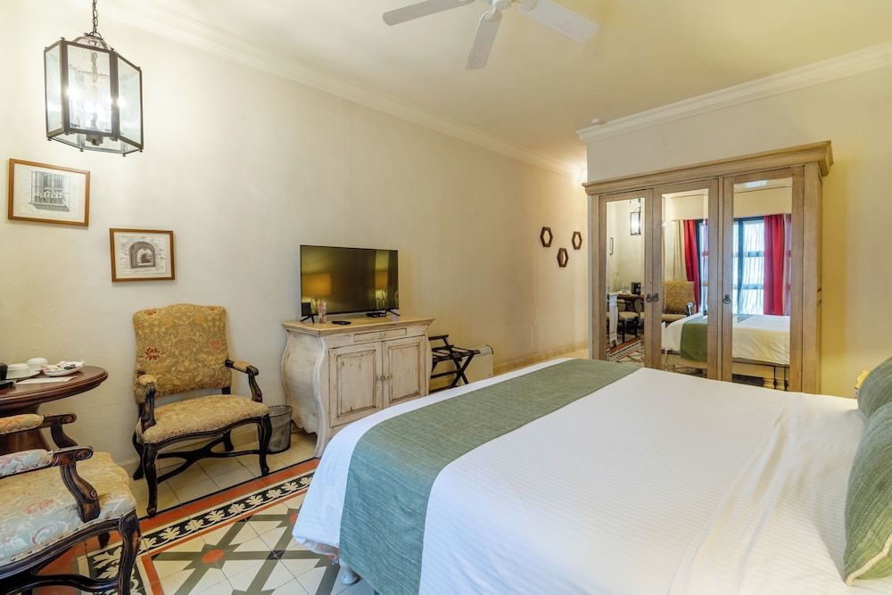 Casa Primavera Hotel Boutique & Spa Standard Room, 1 King Bed 4