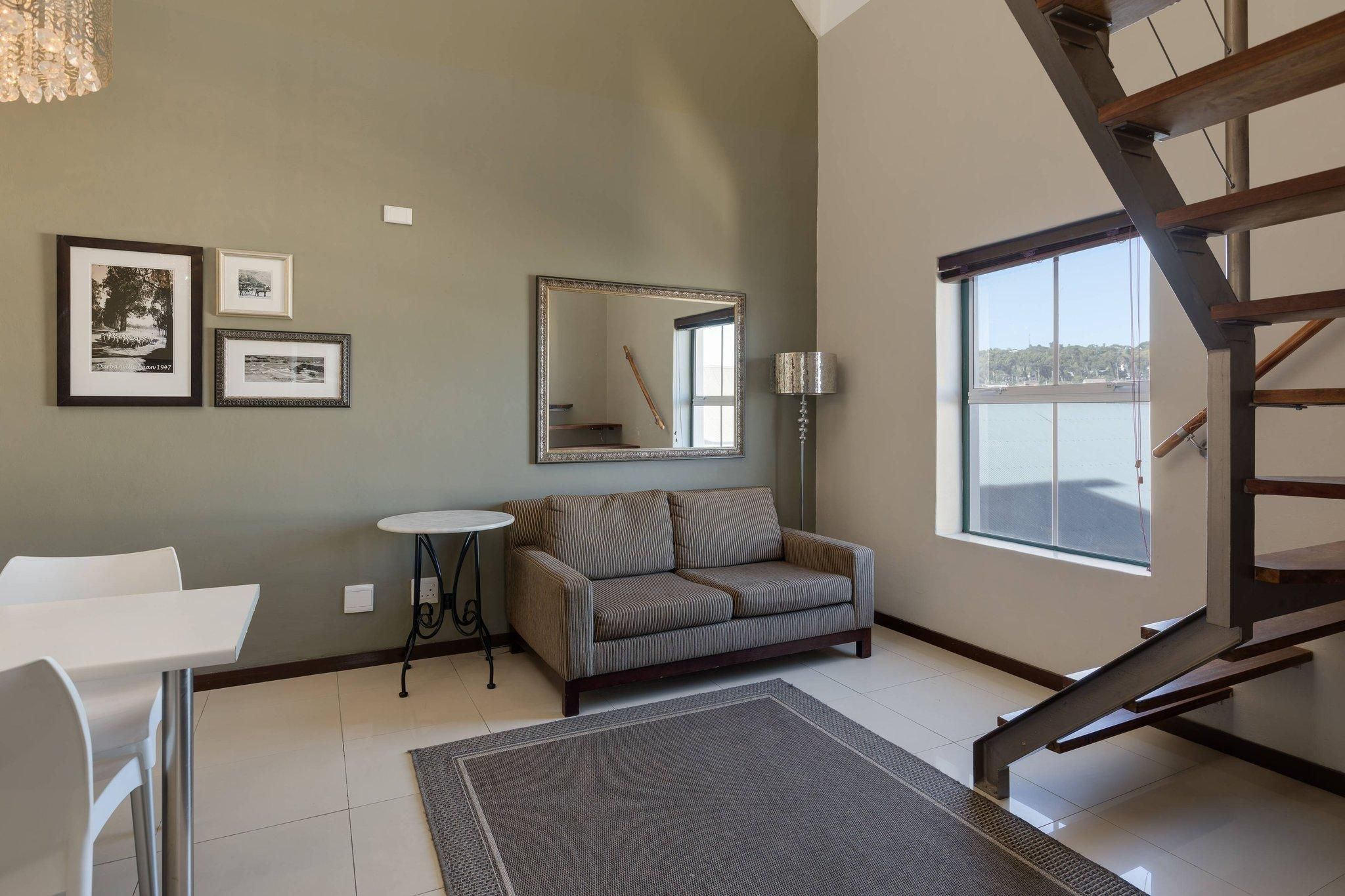 2 Bedroom Bi-Level Loft, Bedroom 1: 1 Queen, Bedroom 2: 2 Twin