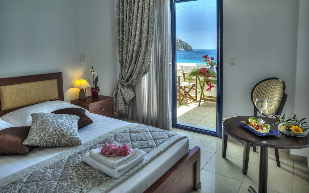 Double or Twin Room, Sea View, Beachfront
