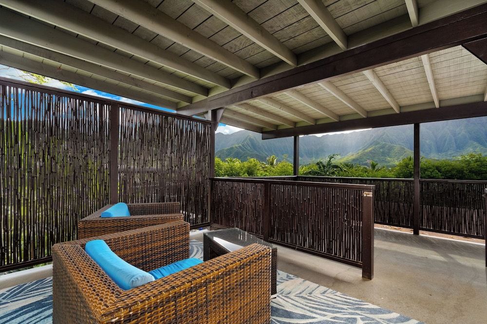 Paradise Bay Resort Studio Suite, Kitchenette, Mountain View 7