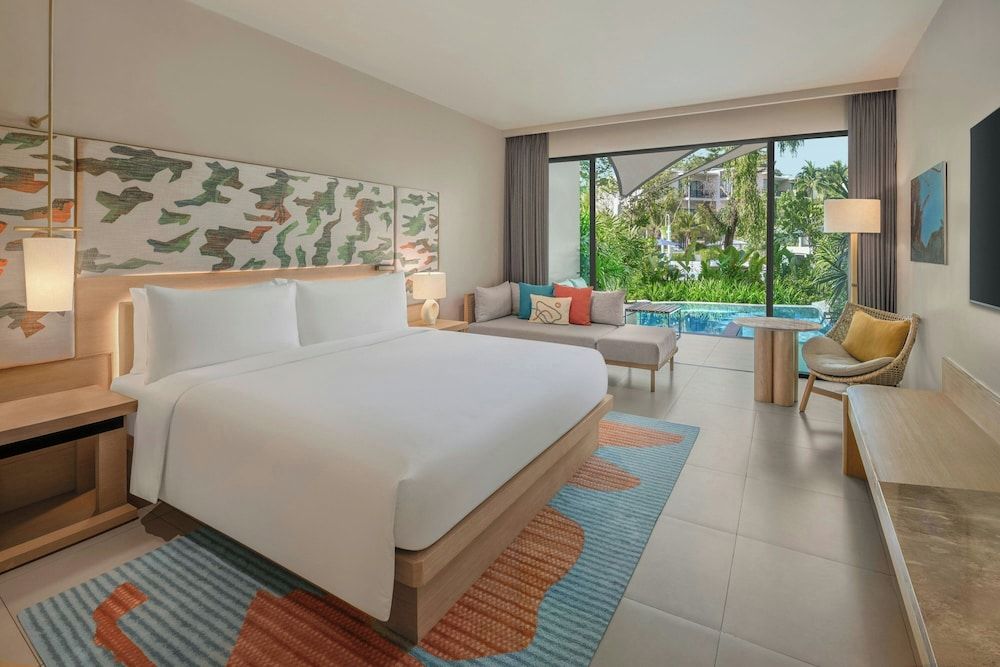 Le Méridien Phuket Mai Khao Beach Resort Premium Room, 1 King Bed, Private Pool 2
