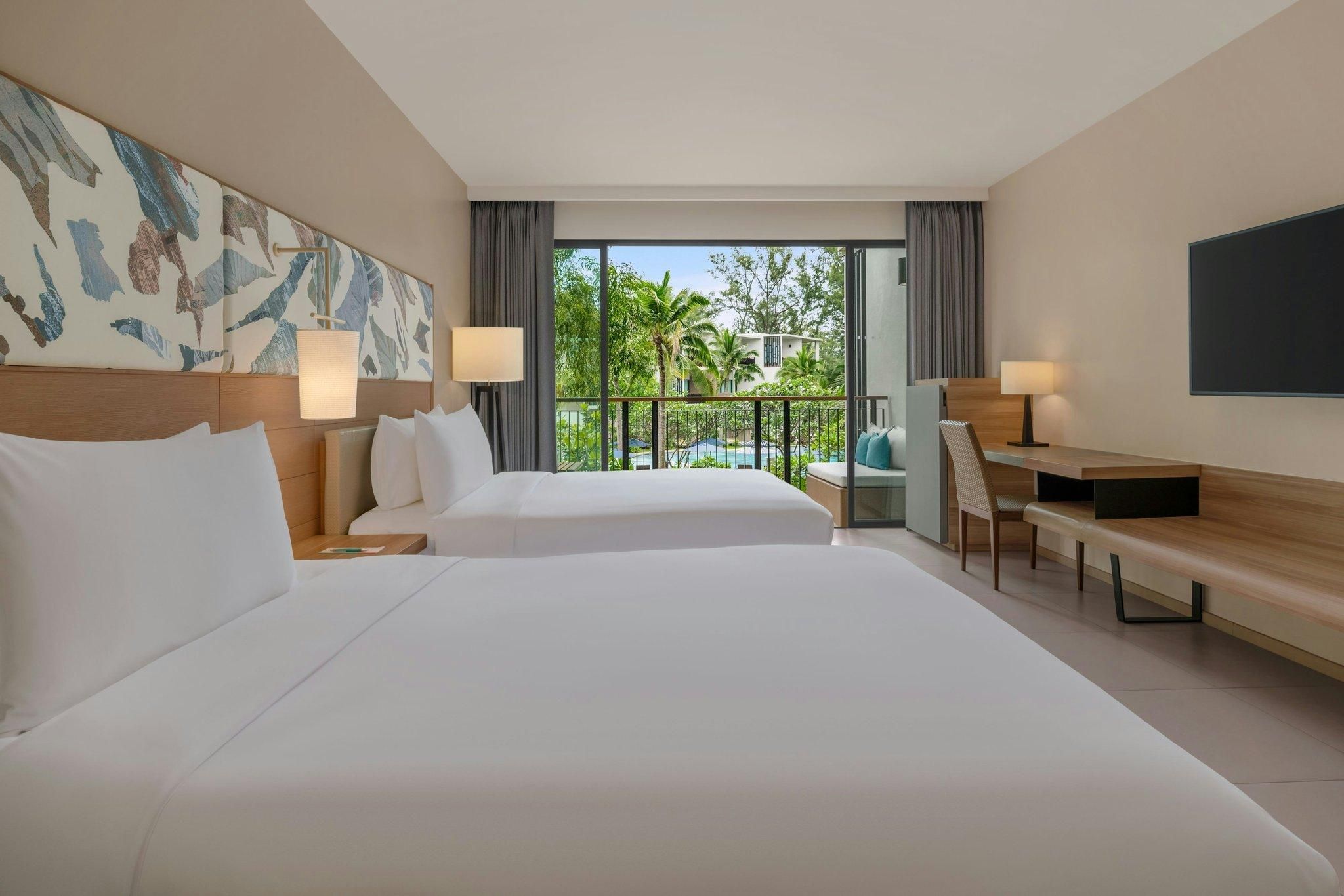 Deluxe Guest room, 2 Double, Pool view, Balcony