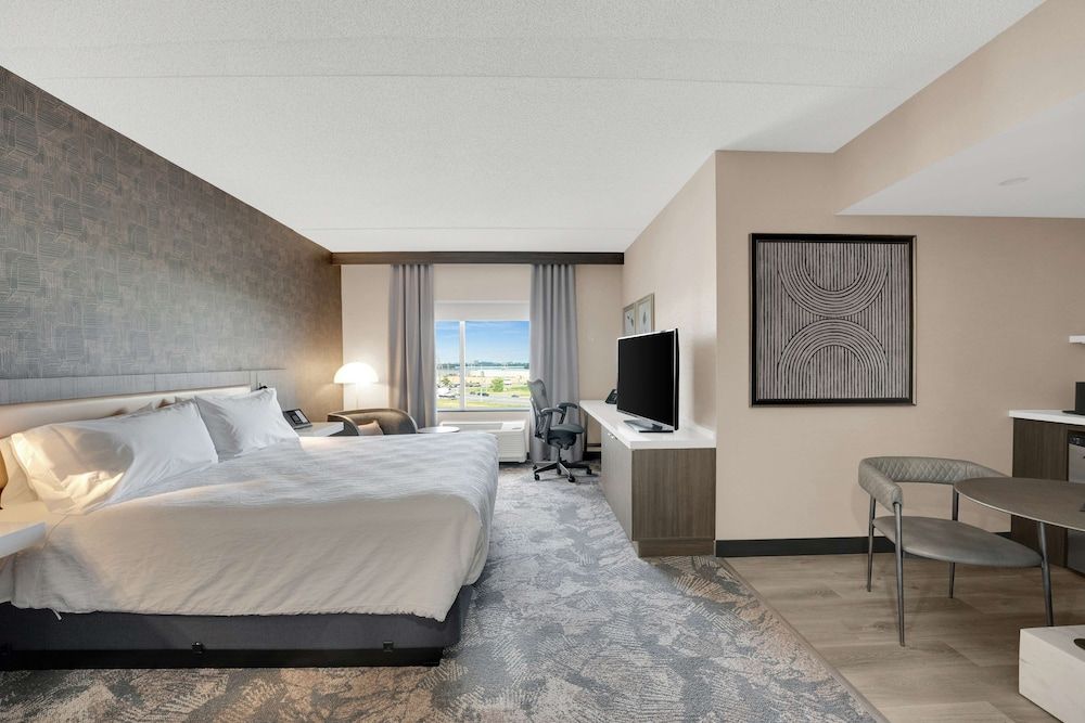 undefined Hilton Garden Inn Toronto/Brampton 9