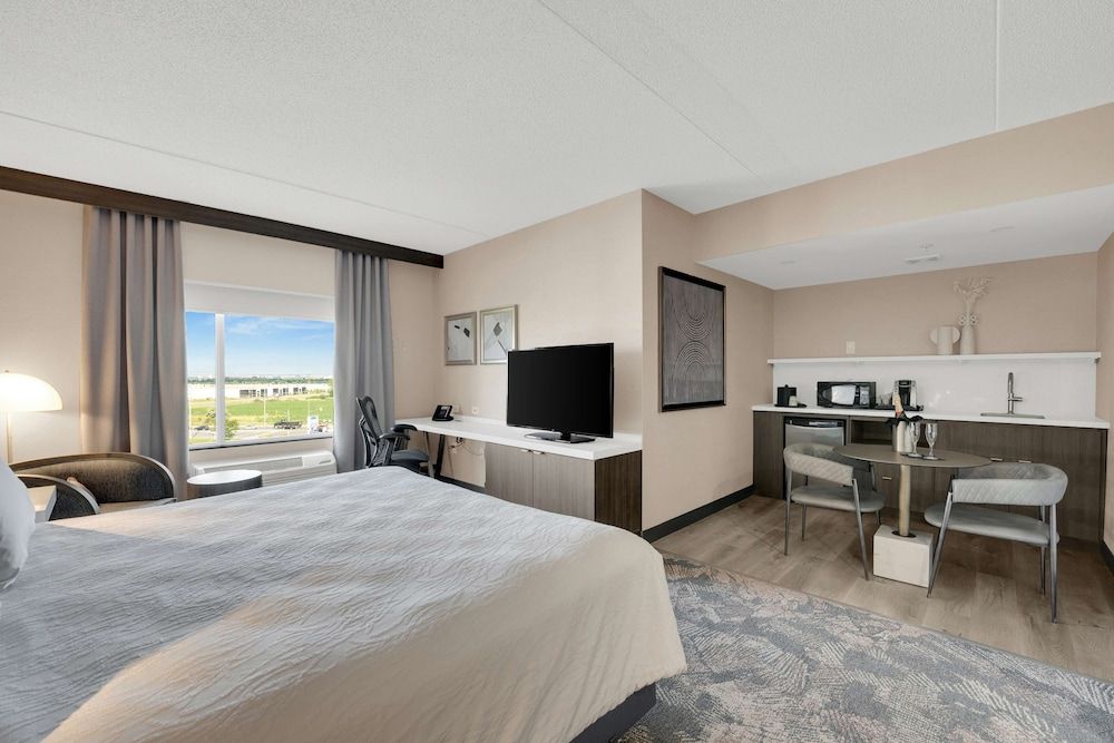 undefined Hilton Garden Inn Toronto/Brampton 3
