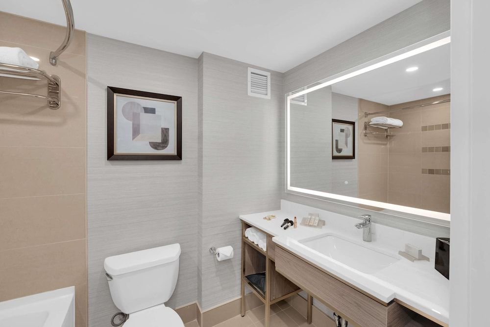 undefined Hilton Garden Inn Toronto/Brampton 8