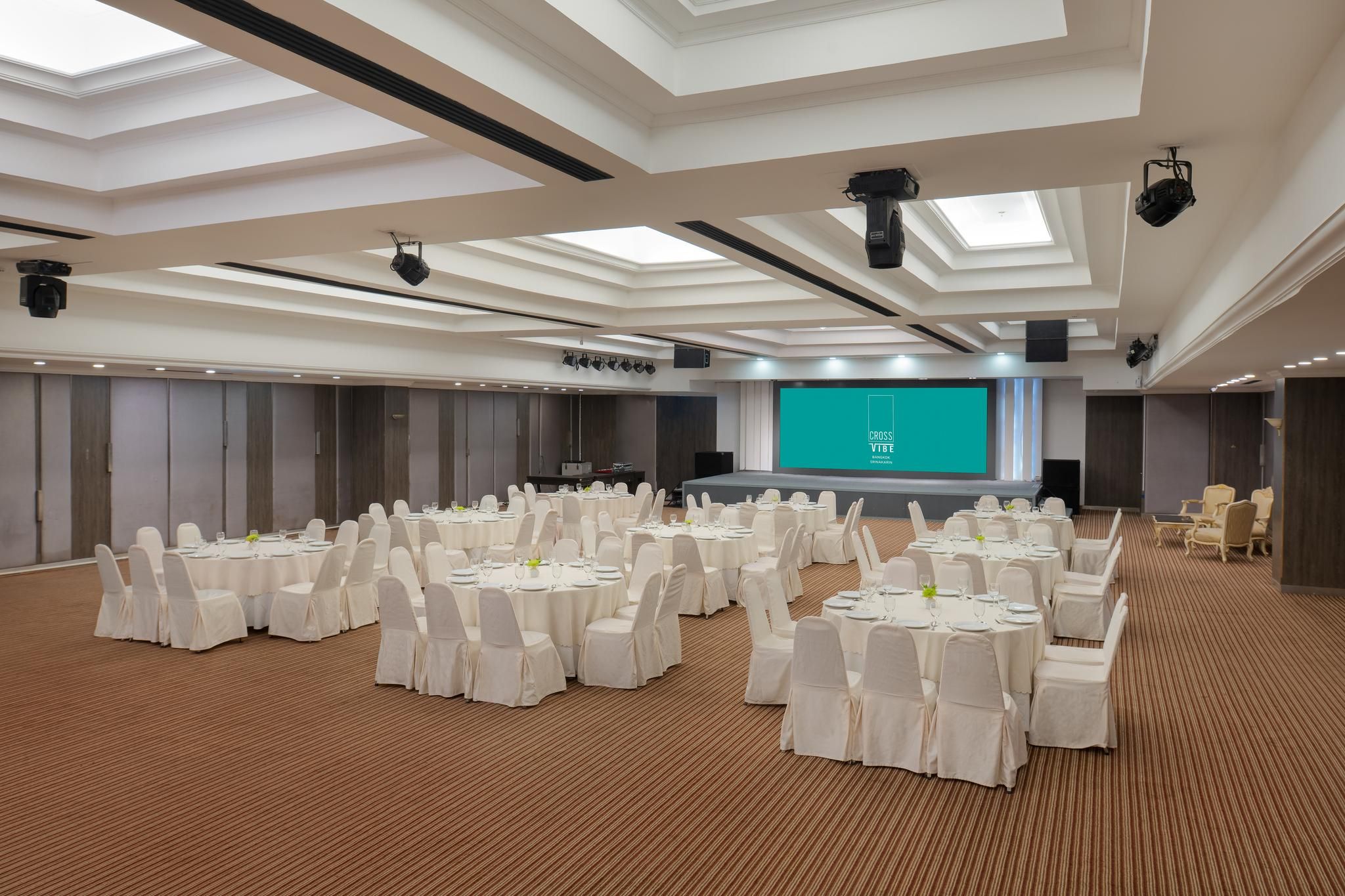 undefined Cross Vibe Bangkok Srinakarin 8