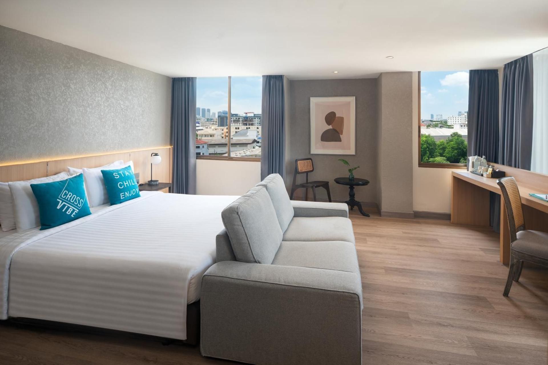 Corner Suite