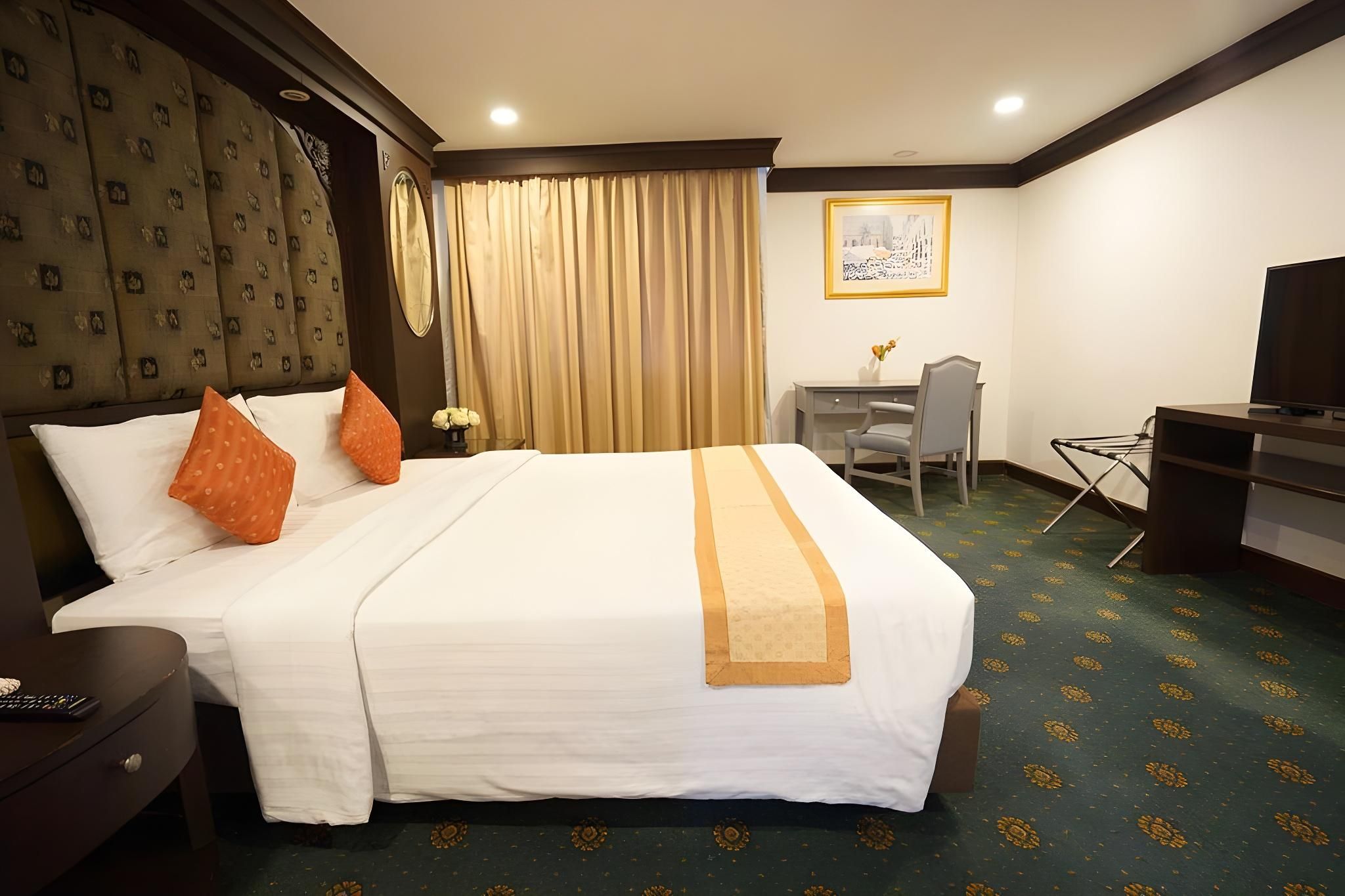 undefined Cross Vibe Bangkok Srinakarin 4