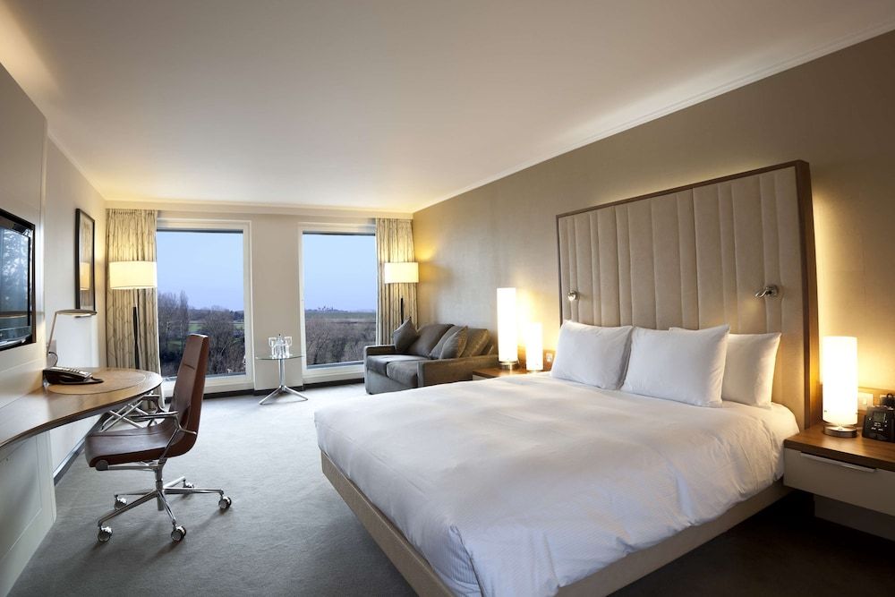 undefined Hilton London Heathrow Airport Terminal 5 10