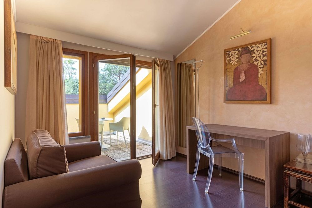 B&B Hotel Malpensa Lago Maggiore Junior Suite, Non Smoking 8