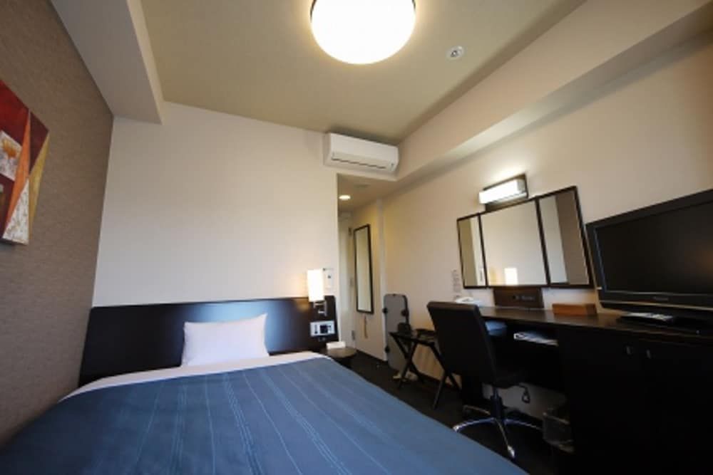 Comfort Single Room, Smoking